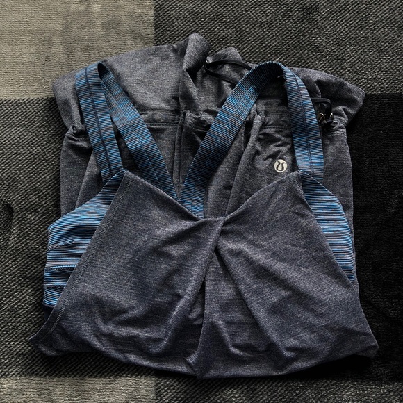 Lululemon athletic bra tank top - Picture 2 of 4